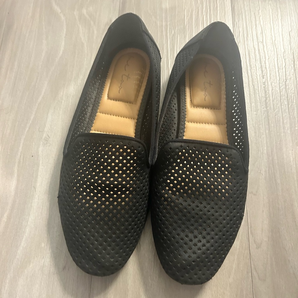 Women’s Me Too Size 8.5